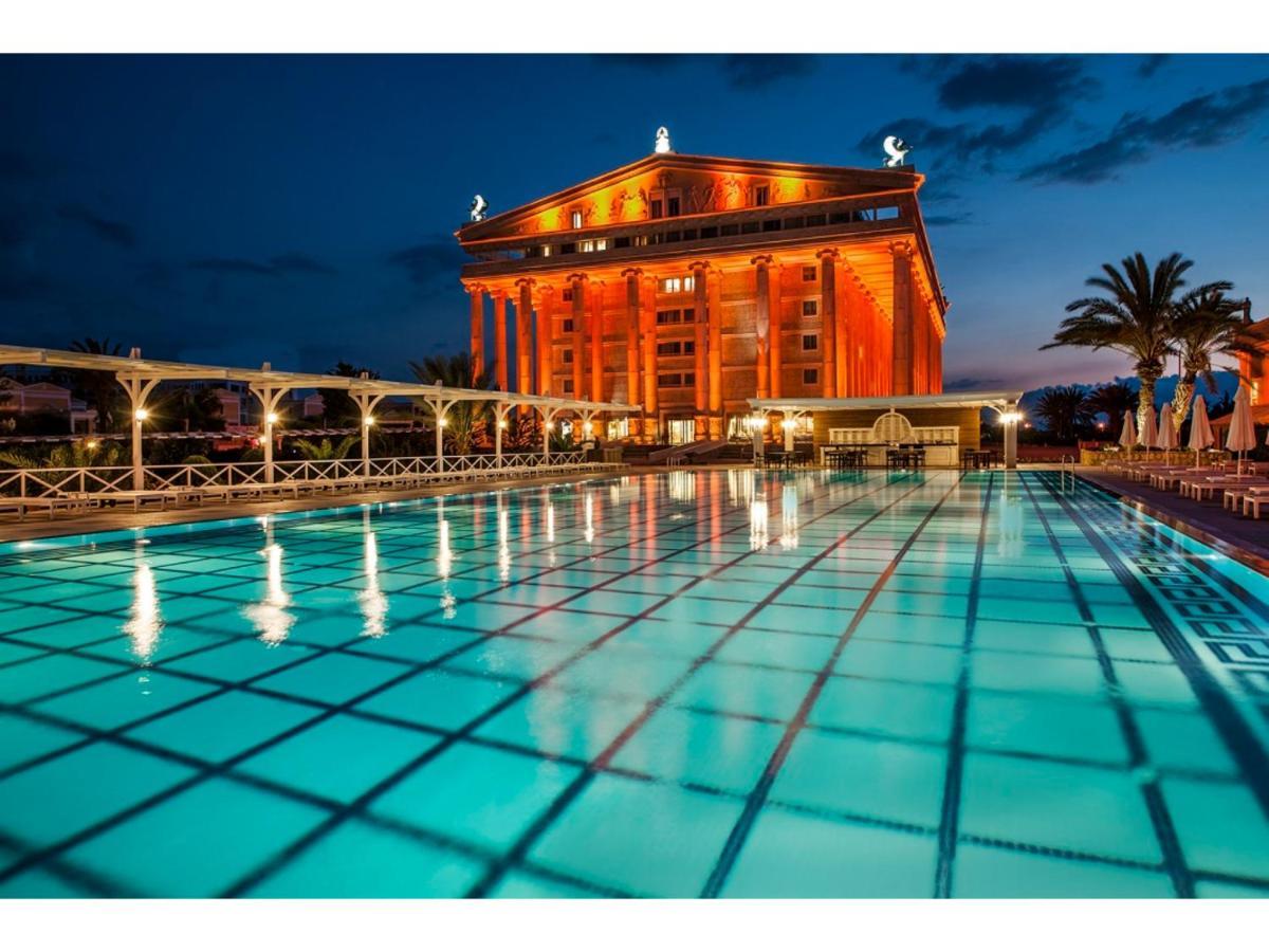 Kaya Artemis & Casino מלון