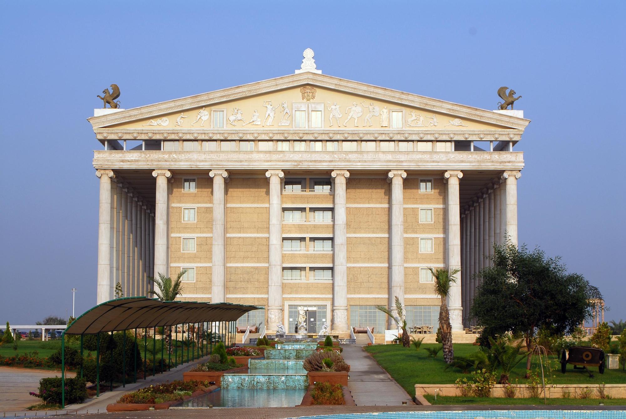 מלון Kaya Artemis & Casino פמגוסטה